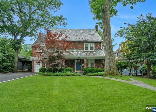 Property at 72 Ridge Rd, Ridgewood, NJ 07450, 5 beds, 4 baths