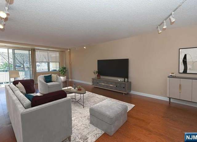 Property at 301 Beech St Unit 3A, Hackensack, NJ 07601, 2 beds, 2 baths