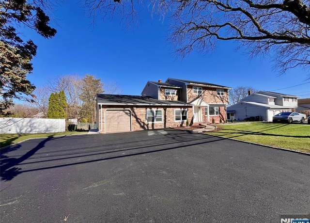 Property at 354 Forest Ave, Paramus, NJ 07652, 5 beds, 3 baths
