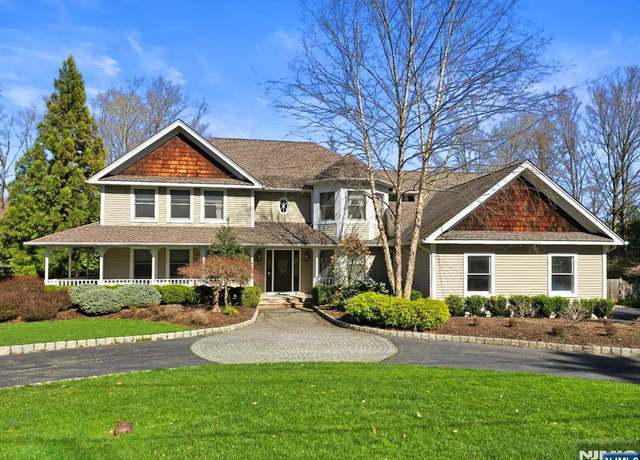 Property at 594 W Saddle River Rd, Upper Saddle River, NJ 07458, 4 beds, 4.5 baths
