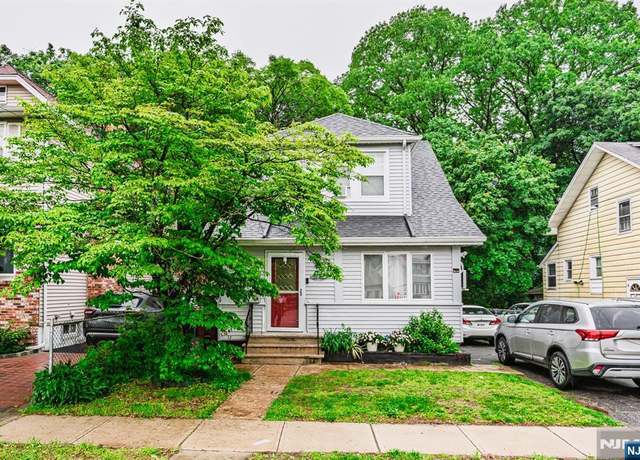 Property at 61 Lakeside Dr, Nutley, NJ 07110, 3 beds, 1.5 baths