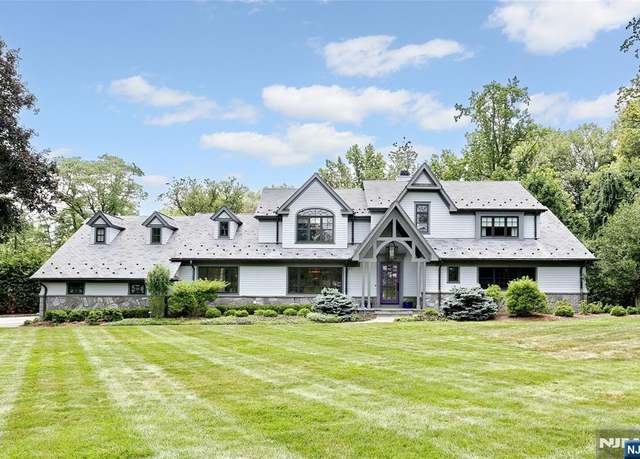 Property at 24 Holly Dr, Upper Saddle River, NJ 07458, 6 beds, 9 baths