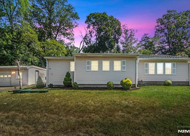 Property at 15 Dalewood Rd, Wayne, NJ 07470, 2 beds, 1 bath