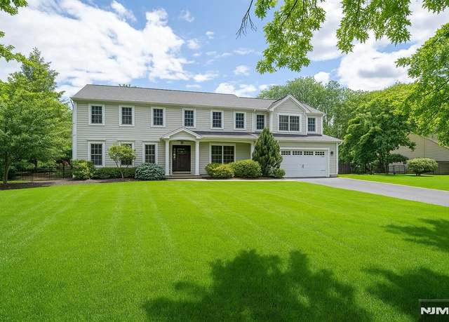 Property at 285 Dunham Pl, Glen Rock, NJ 07452, 4 beds, 3 baths
