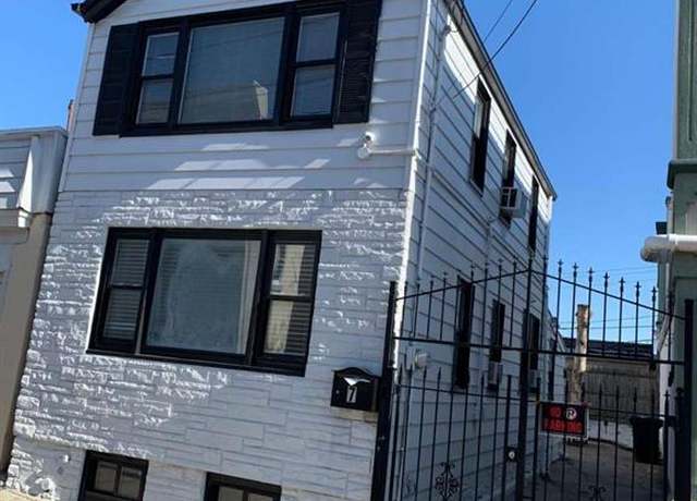 Property at 7 Calumet St, Newark, NJ 07105, 2 beds, 1 bath
