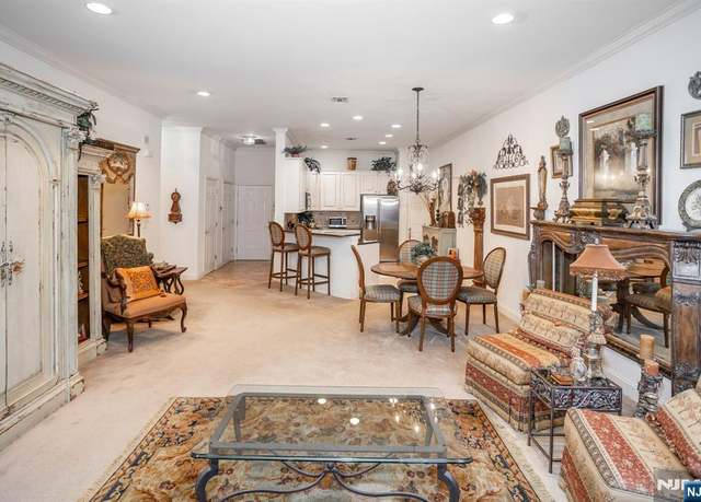 Property at 407 Four Seasons Dr, Wayne, NJ 07470, 2 beds, 2 baths