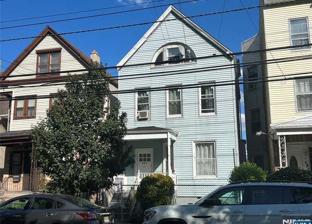 Property at 463 Summer Ave, Newark, NJ 07104, 4 beds, 3 baths