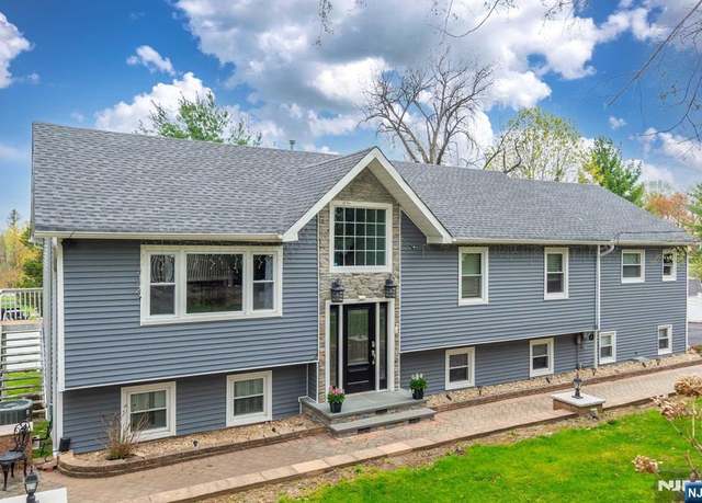 Property at 120 Pocahontas Path, Lincoln Park Borough, NJ 07035, 6 beds, 3.5 baths