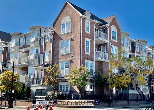 Property at 200 Dey St #277, Harrison, NJ 07029, 2 beds, 2.5 baths