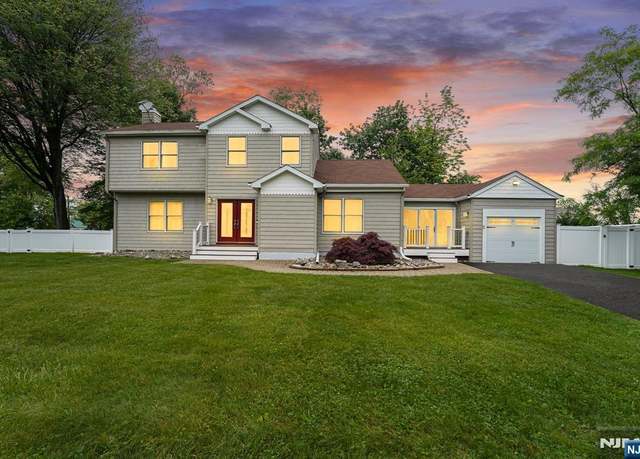 Property at 18 Breen Ter, Wayne, NJ 07470, 4 beds, 2.5 baths