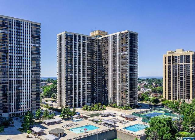 Property at 300 Winston Dr #603, Cliffside Park, NJ 07010, 2 beds, 2 baths
