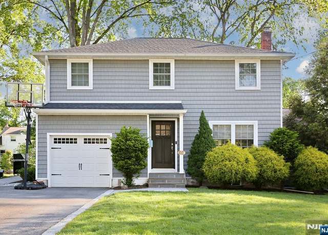 Property at 214 Concord Dr, River Edge, NJ 07661, 4 beds, 1.5 baths