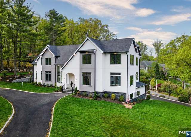 Property at 2 Highview Rd, Millburn, NJ 07078, 7 beds, 7 baths