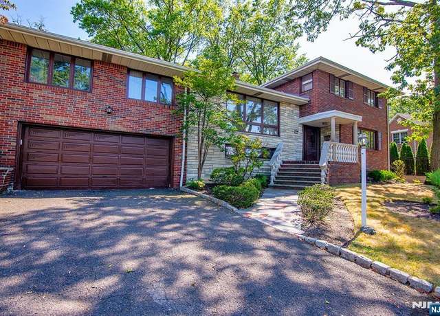 Property at 379 Mauro Rd, Englewood Cliffs, NJ 07632, 5 beds, 3.5 baths