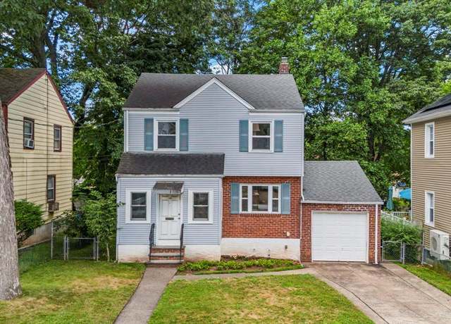 Property at 149 Fairview Ave, Teaneck, NJ 07666, 3 beds, 1.5 baths