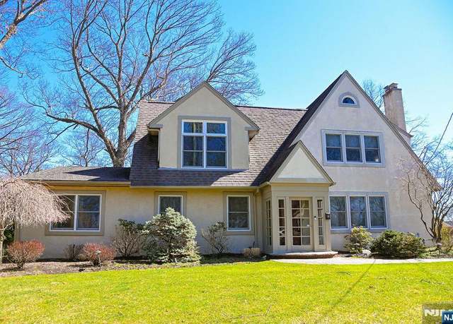 Property at 57 Hillcrest Ave, Montvale, NJ 07645, 4 beds, 3.5 baths