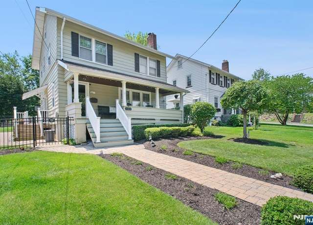 Property at 122 Westover Ave, West Caldwell, NJ 07006, 3 beds, 1 bath