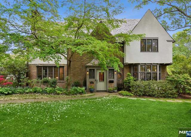 Property at 141 Summit Ave, Montclair, NJ 07043, 5 beds, 5 baths