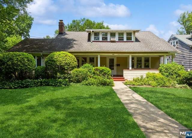 Property at 493 Summit Ave, Maplewood, NJ 07040, 4 beds, 2 baths