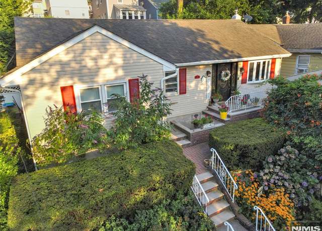 Property at 16 Park Pl, Kearny, NJ 07032, 3 beds, 2 baths