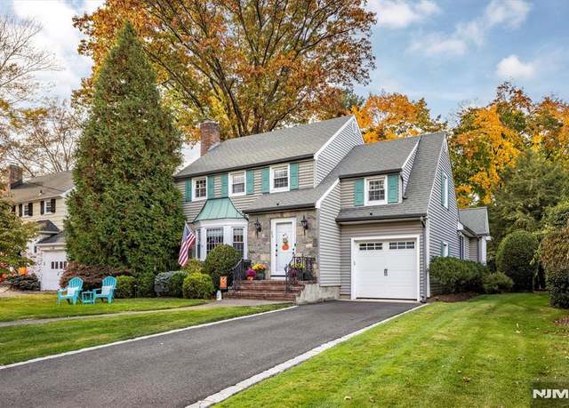 Property at 123 Central Ave, Glen Rock, NJ 07452, 3 beds, 2.5 baths