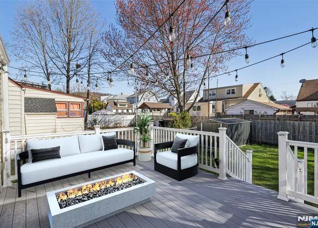 Property at 154 Richmond Ave, Paterson, NJ 07502, 3 beds, 2 baths