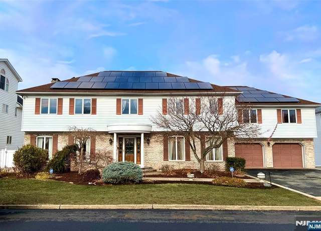 Property at 20 Albert St, Moonachie, NJ 07074, 4 beds, 2.5 baths