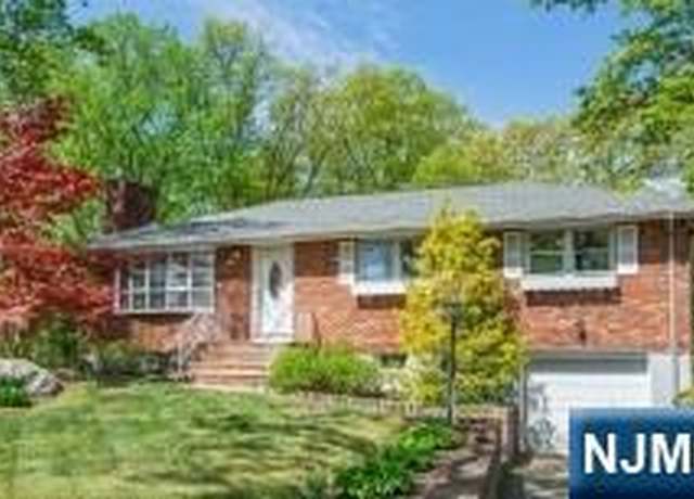 Property at 42 Hillcrest Dr, Bloomingdale, NJ 07403, 3 beds, 2 baths