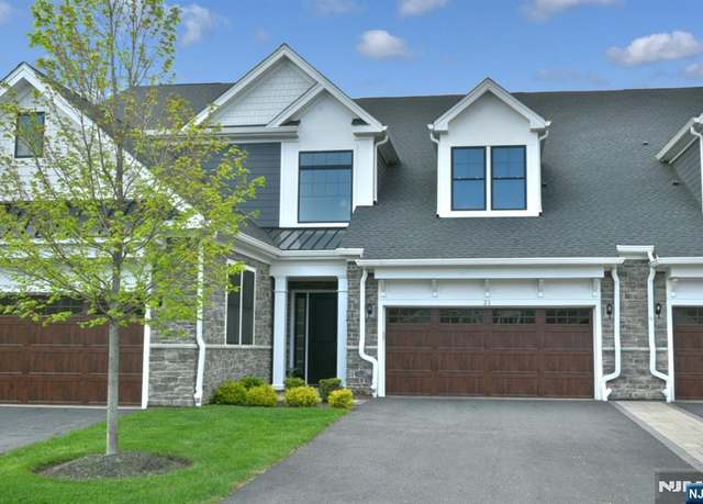 Property at 21 Castle Stuart Ct #3003, River Vale, NJ 07675, 3 beds, 2.5 baths