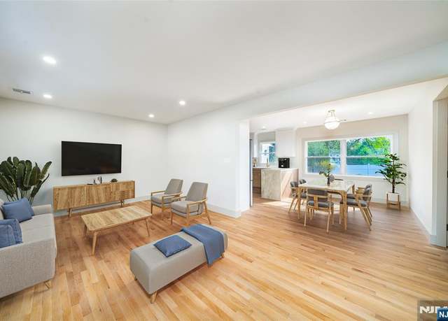 Property at 97 Wood St, Wyckoff, NJ 07481, 3 beds, 2 baths
