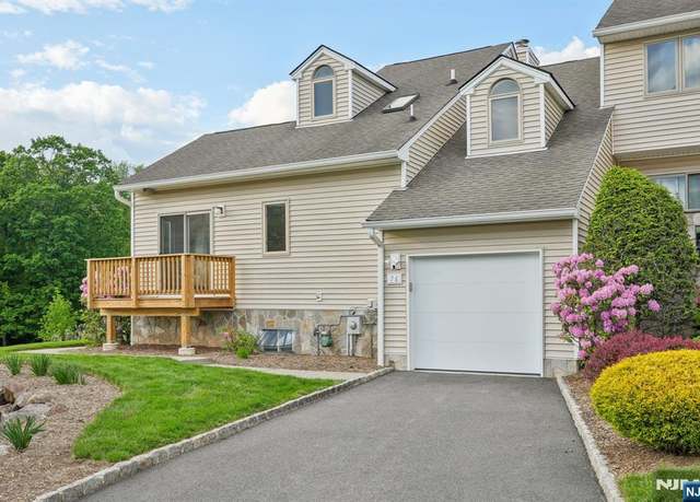 Property at 76 Davey Dr, West Orange, NJ 07052, 3 beds, 2.5 baths