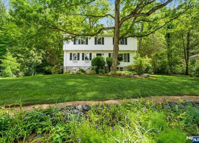 Property at 73 Cedar Rd, Ringwood, NJ 07456, 4 beds, 3.5 baths