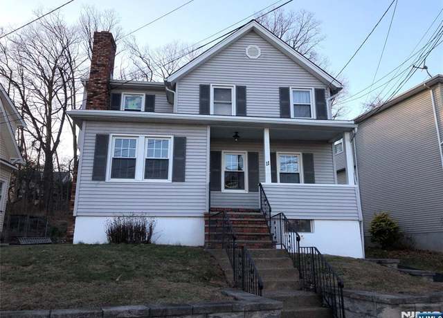 Property at 11 Woodside Ave, Haledon, NJ 07508, 6 beds, 2.5 baths