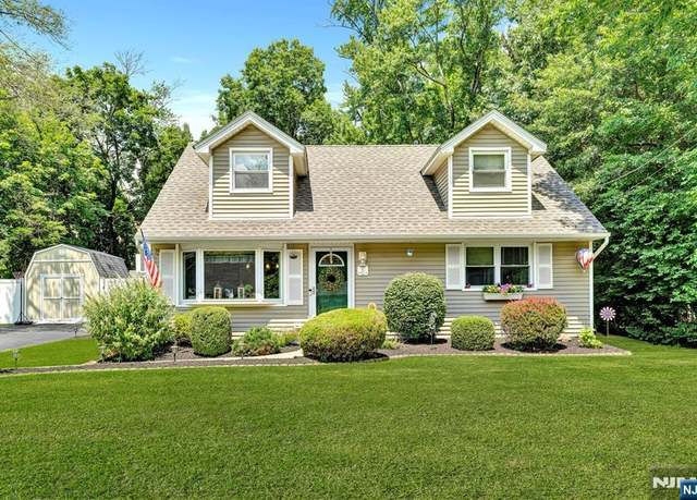 Property at 25 Ferndale Rd, Wayne, NJ 07470, 4 beds, 3 baths