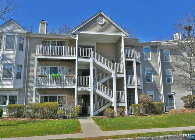 Property at 909 Tuliptree Ct, Mahwah, NJ 07430, 2 beds, 1 bath