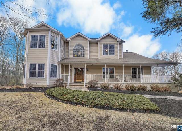 Property at 64 Alpine Ridge Rd, West Milford, NJ 07480, 4 beds, 3 baths