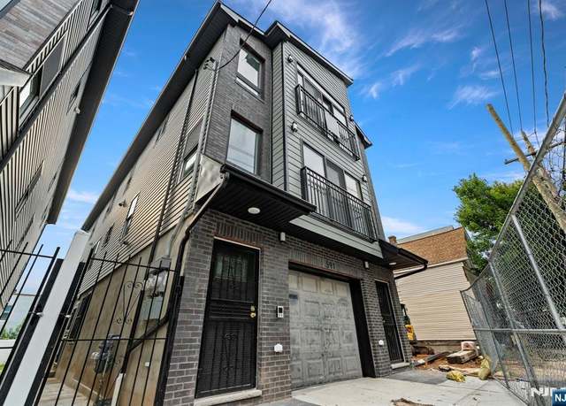 Property at 591 S 18th 18th St, Newark, NJ 07103, 6 beds, 5 baths