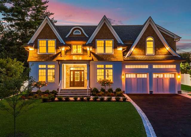 Property at 229 Bogert Pl, Paramus, NJ 07652, 6 beds, 6.5 baths