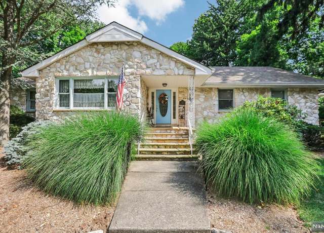 Property at 374 Cedar Hill Ave, Wyckoff, NJ 07481, 3 beds, 2 baths