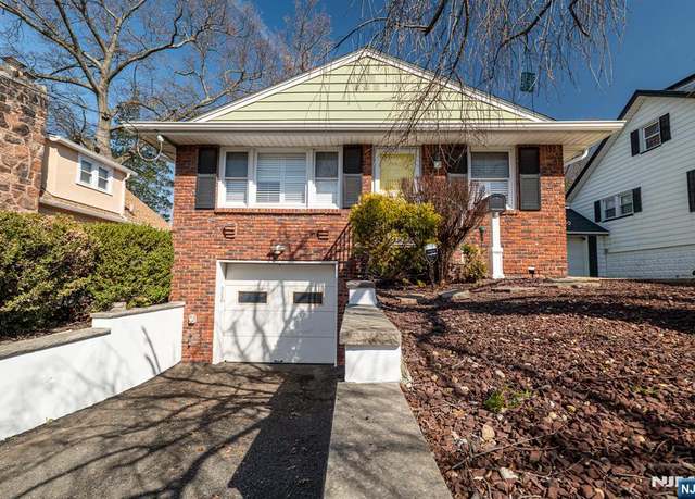 Property at 28 Seminole Ave, Dumont, NJ 07628, 3 beds, 1.5 baths