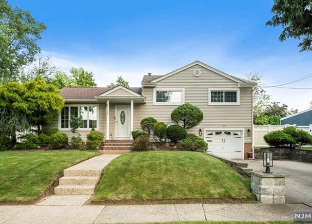 Photo of 27 Pearl St, Dumont, NJ 07628