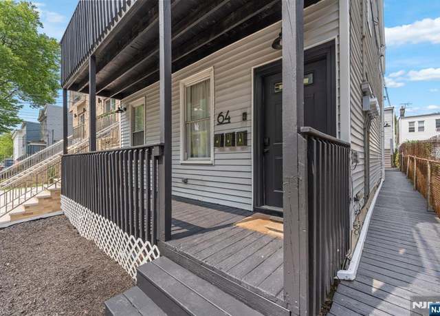 Property at 64 Yale Ave, Jersey City, NJ 07304, 10 beds, 5 baths