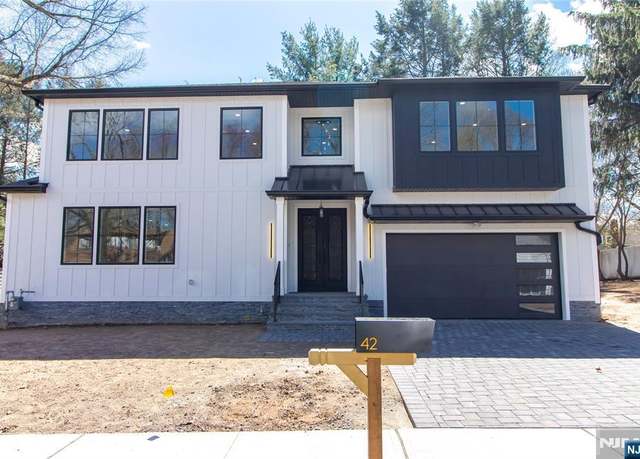 Property at 42 Harvey St, Closter, NJ 07624, 5 beds, 5 baths