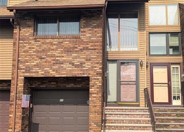 Property at 37 Ross Rd, Wallington, NJ 07057, 2 beds, 2 baths