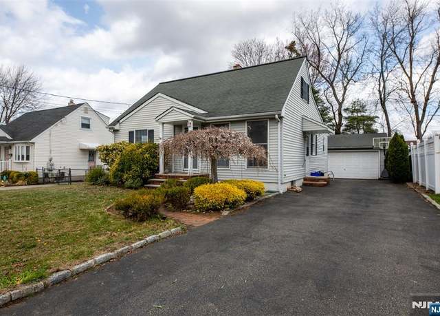 Property at 18 Haven Ter, Sayreville, NJ 08859, 3 beds, 2 baths