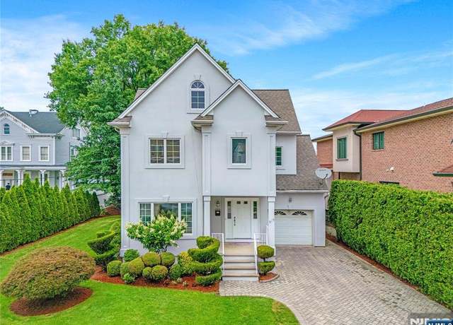 Property at 519 Summit Ave, Fort Lee, NJ 07024, 5 beds, 3.5 baths
