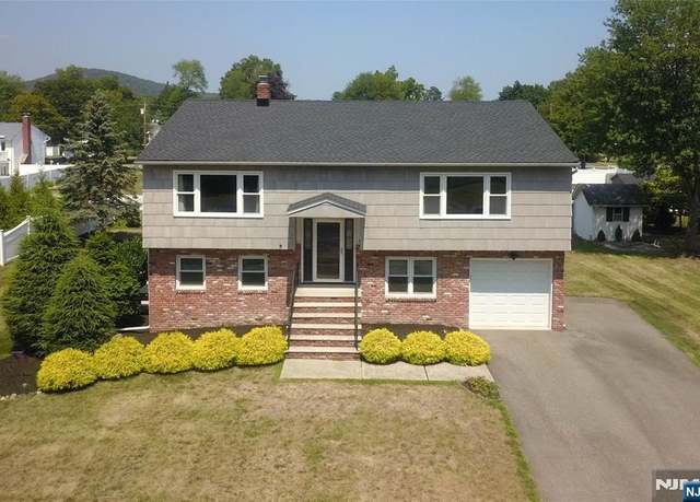 Property at 10 Copley Ct, Pequannock Township, NJ 07444, 4 beds, 3 baths