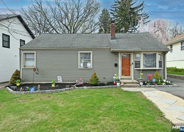 Property at 40 Lafayette Ave, Maywood, NJ 07607, 4 beds, 1.5 baths