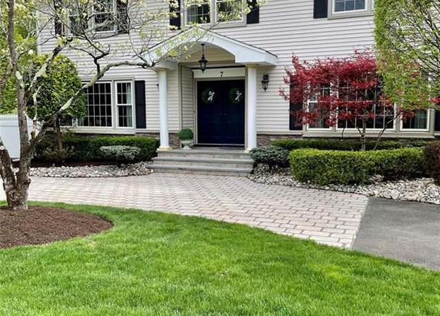 Property at 7 Windsor Pl, Old Tappan, NJ 07675, 5 beds, 3.5 baths
