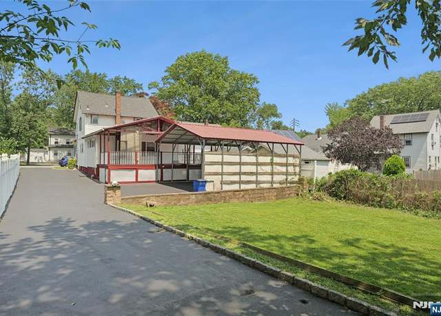 Property at 29 Schaefer Rd, Maplewood, NJ 07040, 4 beds, 4.5 baths